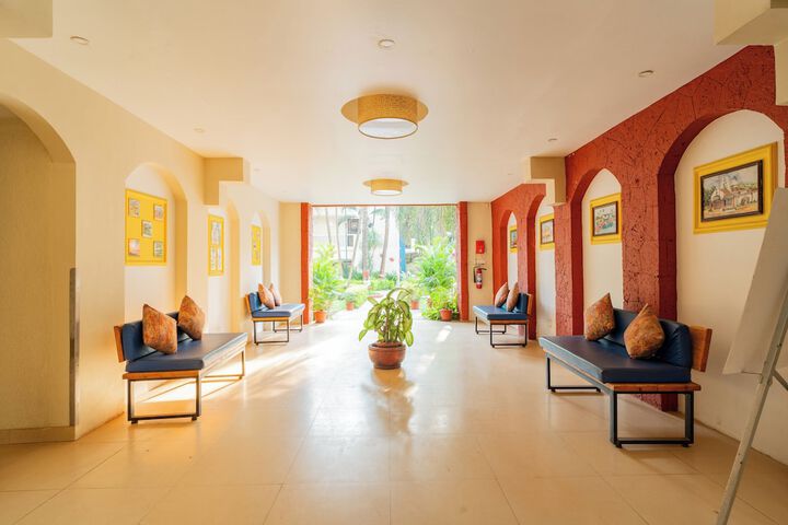 Guest Lobby
