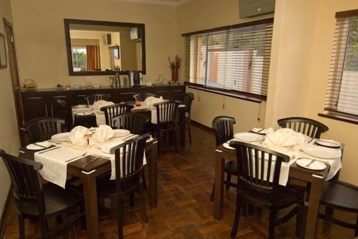 Dining Photos