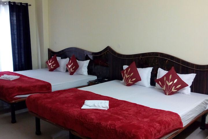 Room 8 of 36