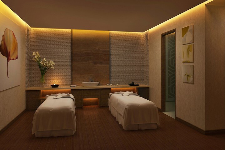 Pool Hotel
