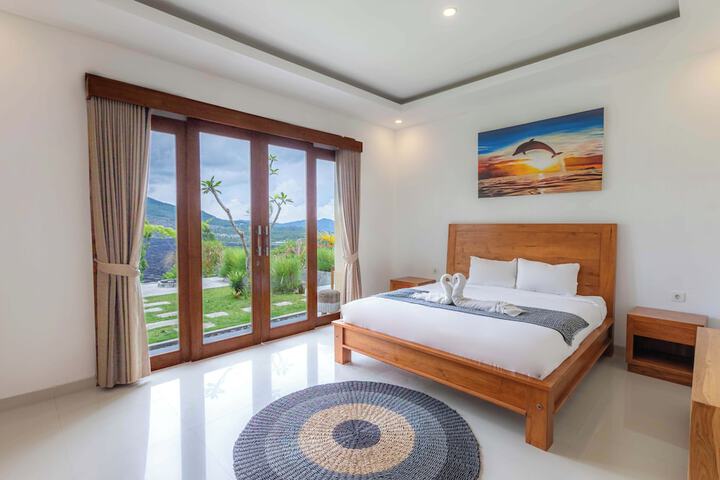 Room 5 of 36