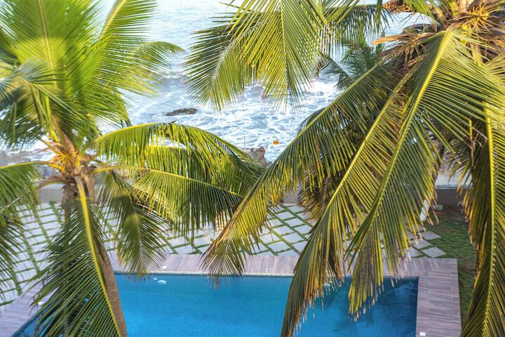 Pool 53 of 75