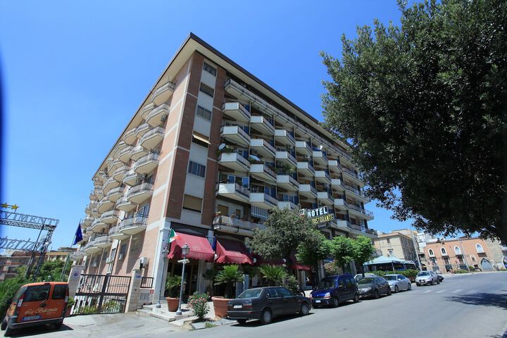 Hotel 102 of 133
