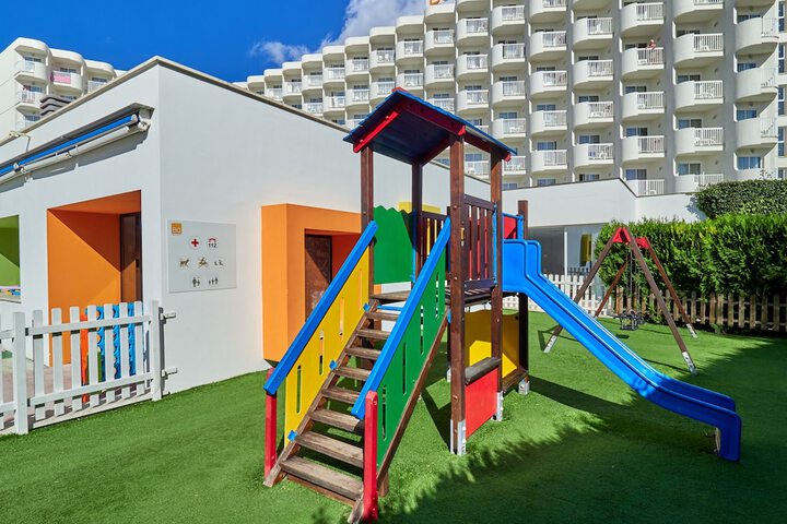 Children's play area - outdoor