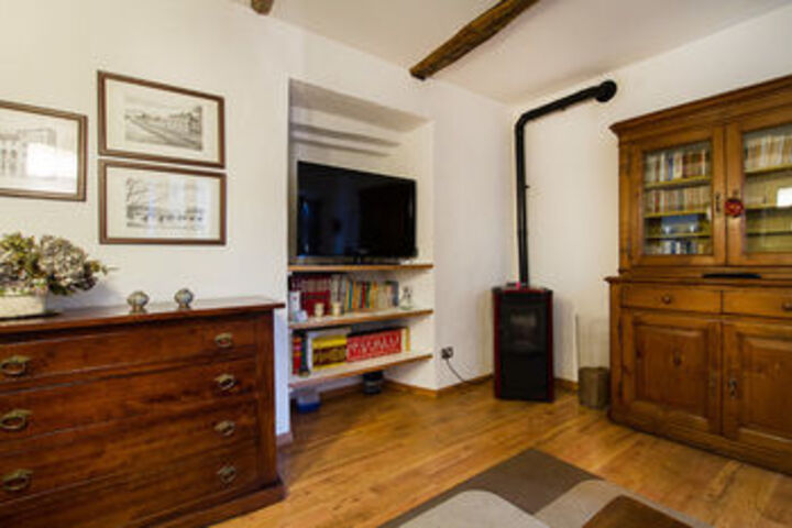 Room 42 of 51