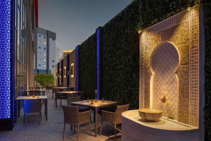 Hotel 74 of 79