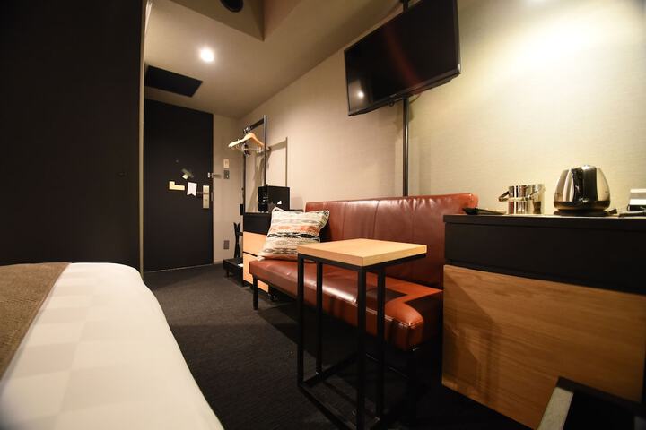 Room 78 of 107