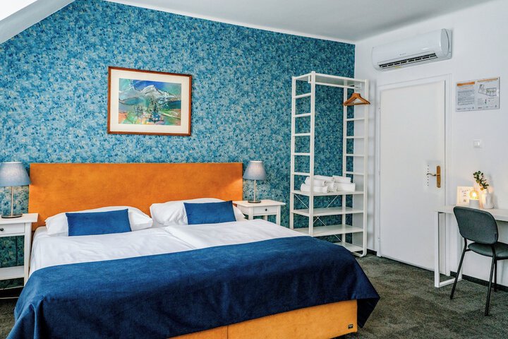 Room 22 of 30