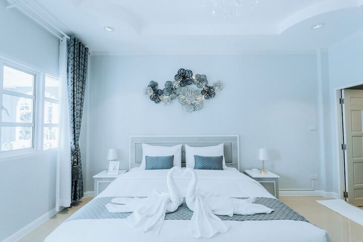 Room 15 of 97