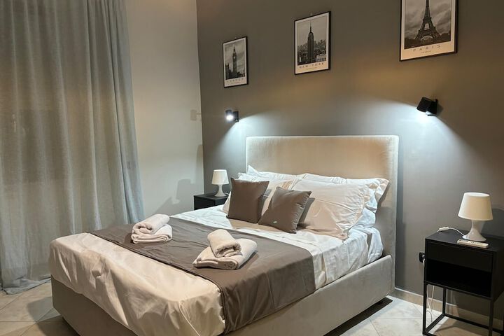 Room 13 of 25
