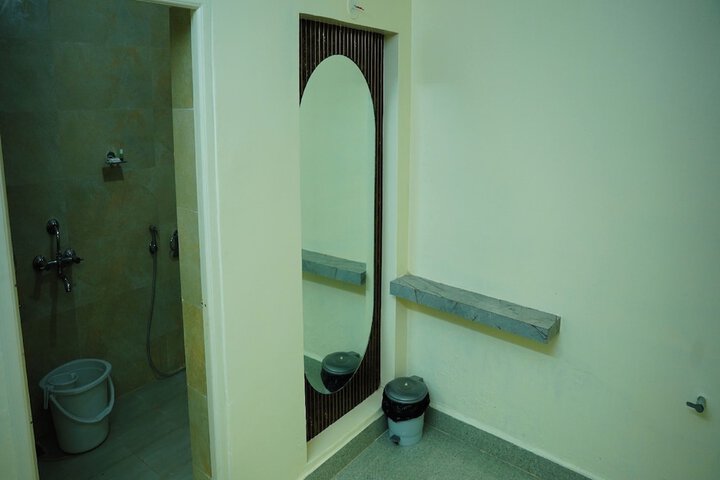 Room 41 of 54