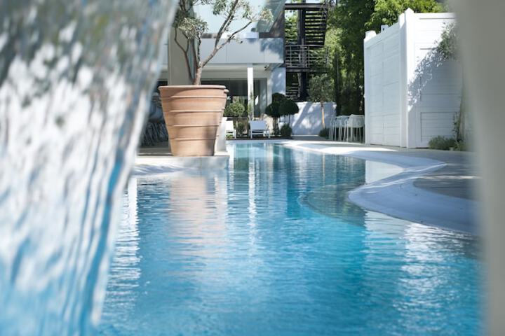Pool 86 of 138