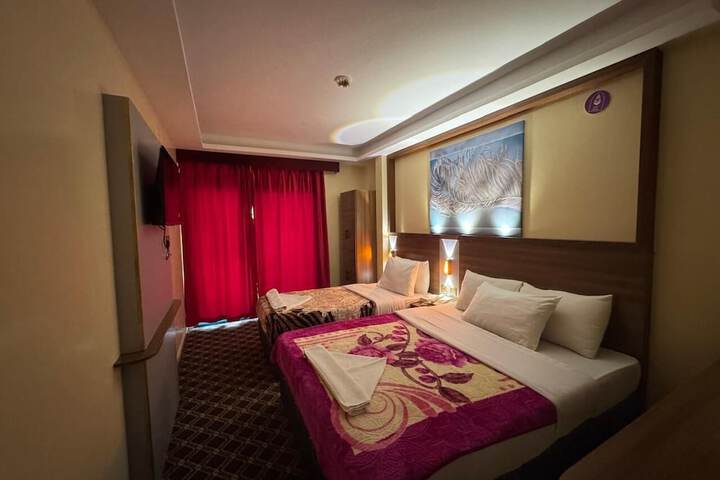 Room 14 of 25