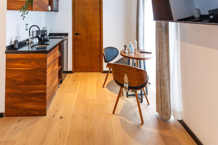 Room 35 of 329