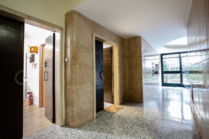 Hotel 5 of 68