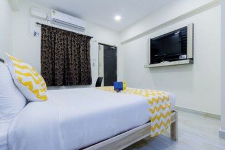 Hotel Suite Photo