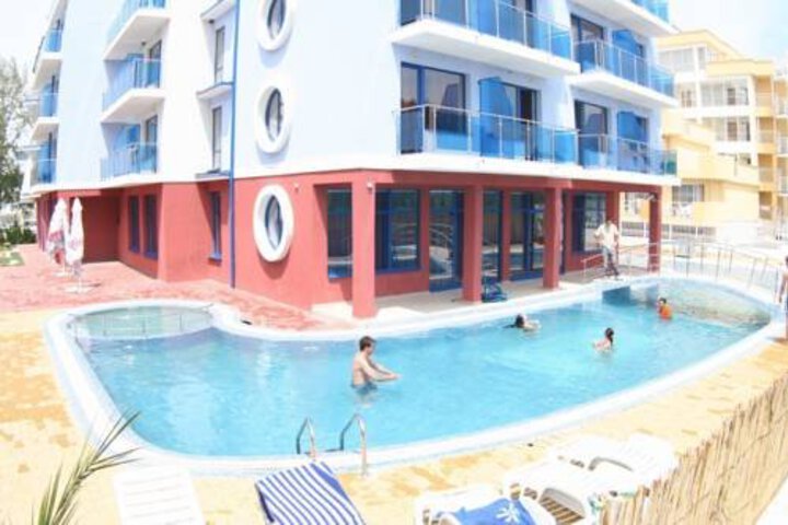 HOTEL NADIA