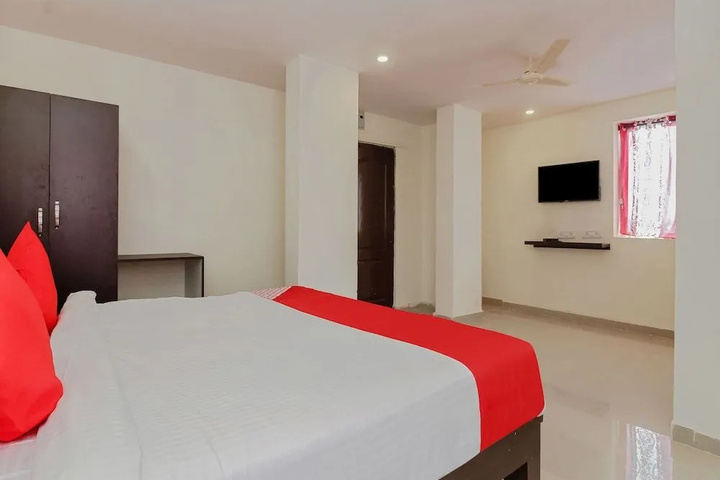Room 3 of 15