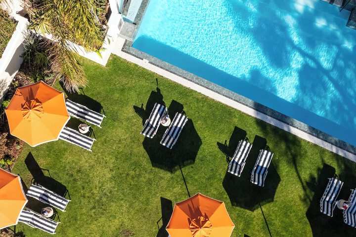 Pool 125 of 215