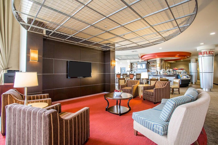 Lobby Entry