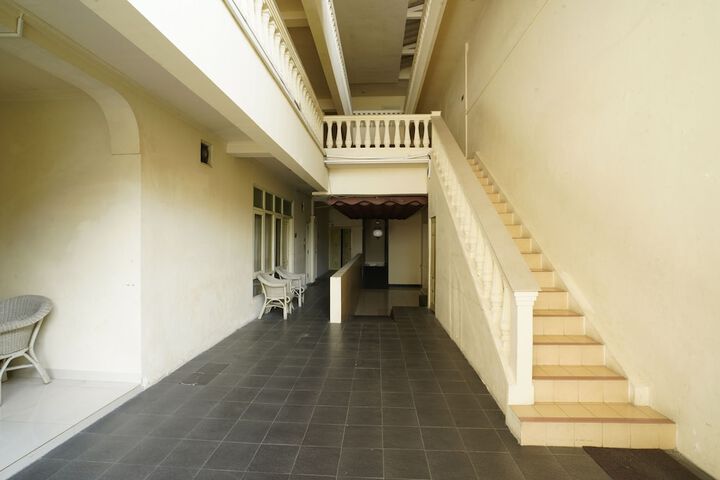Outside Photo