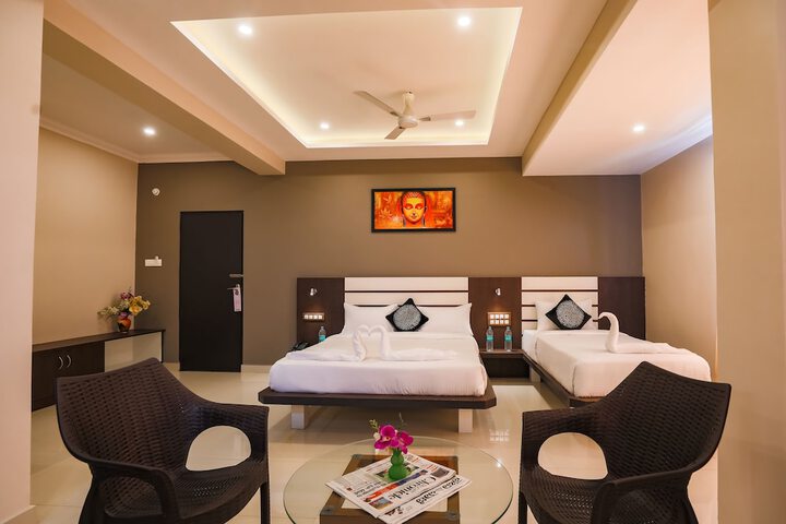 Room 14 of 19