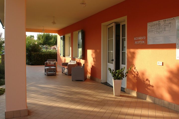 Hotel Interior 4 of 122
