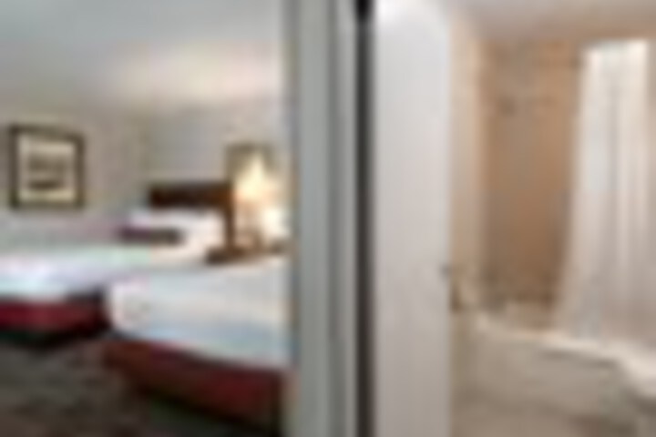 Room 26 of 549