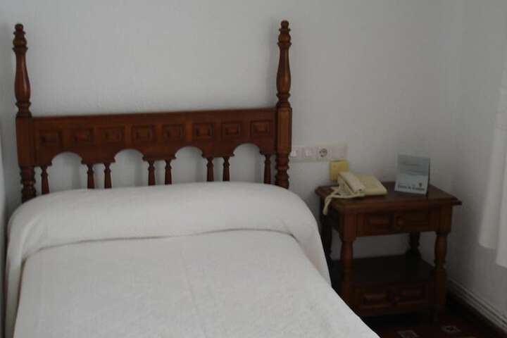Room 12 of 30