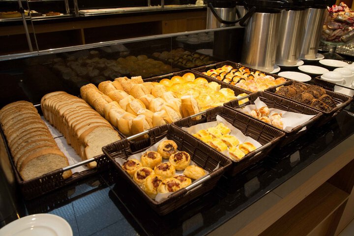 Breakfast/Coffee Service 48 of 60