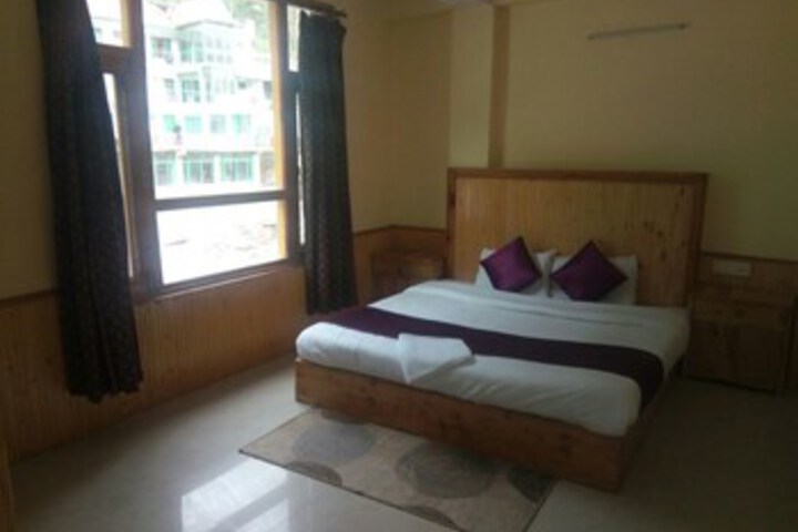 Room 14 of 17