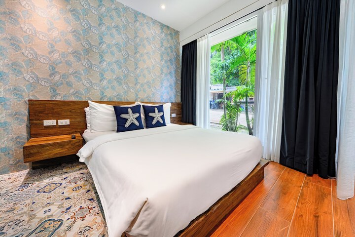 Room 30 of 65