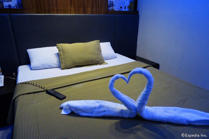Room 45 of 104