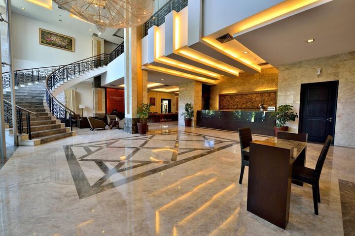 Hotel Interior 5 of 39