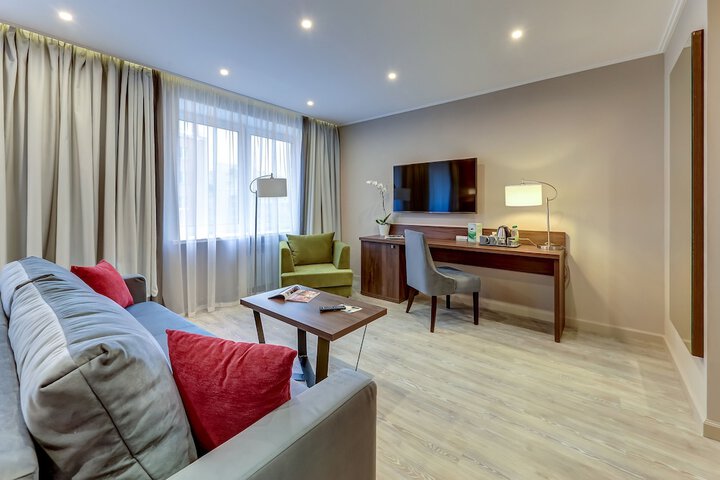 Room 30 of 52