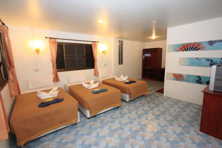 Room 8 of 71