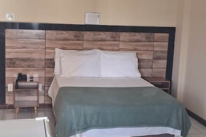 Room 43 of 98
