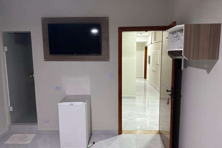 Room 11 of 23