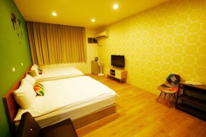 Room 29 of 32