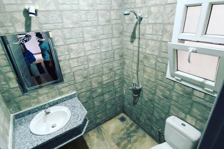 Room 73 of 108