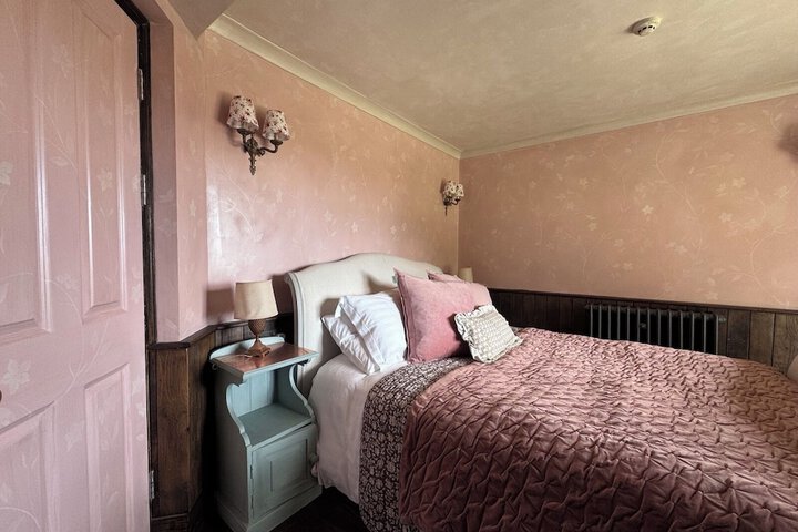 Room 25 of 52