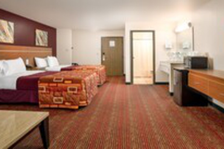 Room 16 of 222