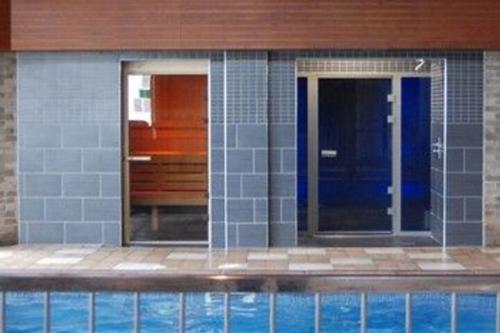 Pool 72 of 87