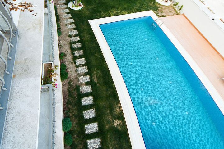 Pool 28 of 47
