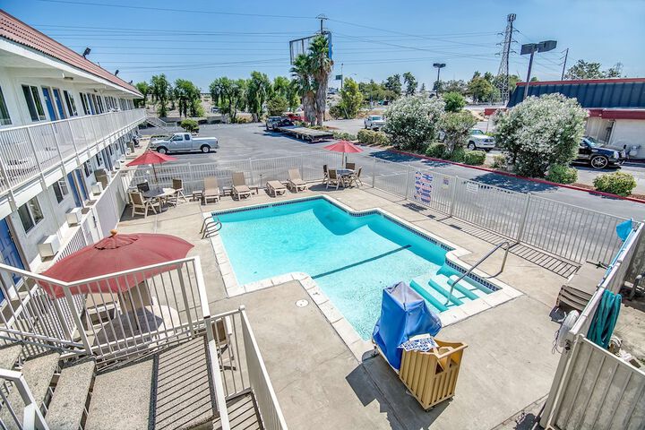 Motel 6 Stockton CA Charter Way West Stockton | Bookonline.com