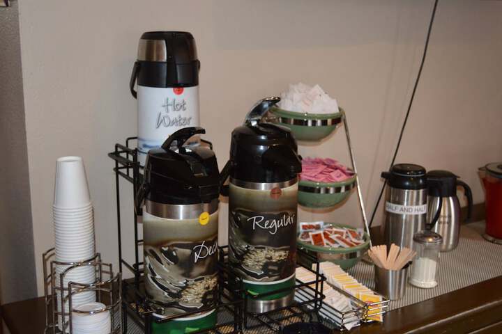 Breakfast/Coffee Service 34 of 41