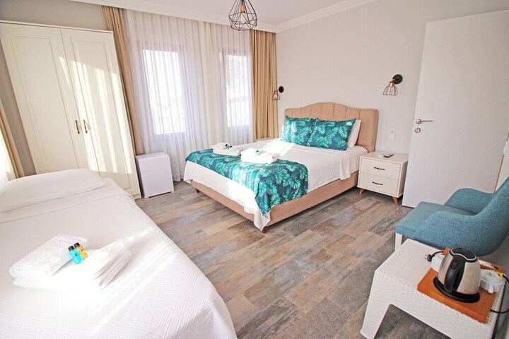 Room 18 of 44