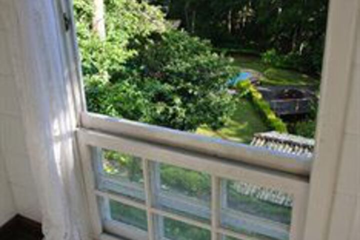 Hot Tub 105 of 143