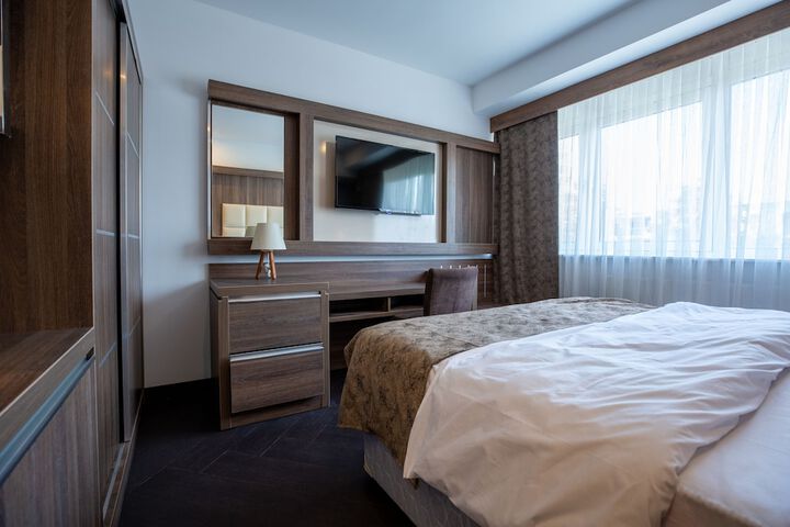 Room 18 of 46