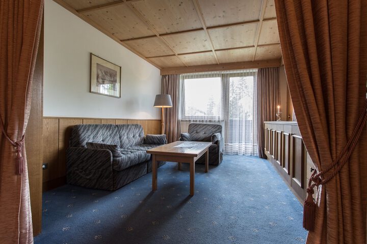 Room 20 of 37